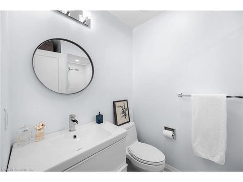 52-2530 Northampton Boulevard, Burlington, ON - Indoor Photo Showing Bathroom