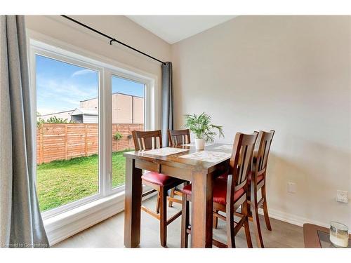 104 Parkside Drive, St. Catharines, ON - Indoor Photo Showing Dining Room