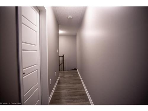 560 Allport Gate, Milton, ON - Indoor Photo Showing Other Room