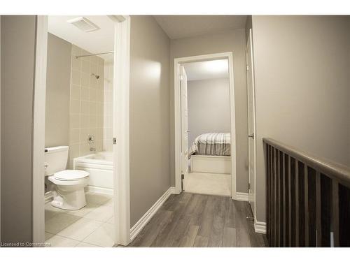 560 Allport Gate, Milton, ON - Indoor Photo Showing Bathroom