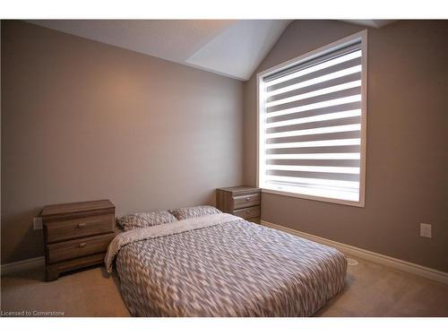 560 Allport Gate, Milton, ON - Indoor Photo Showing Bedroom