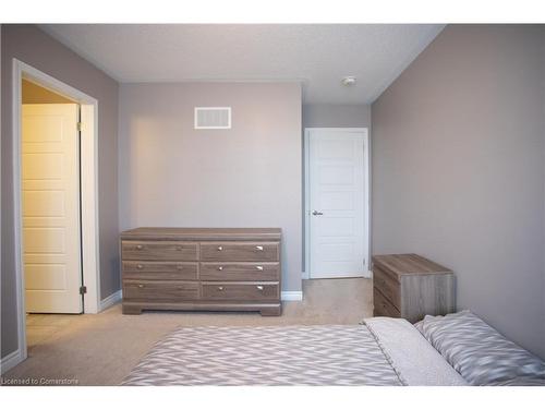 560 Allport Gate, Milton, ON - Indoor Photo Showing Bedroom