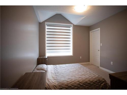 560 Allport Gate, Milton, ON - Indoor Photo Showing Bedroom