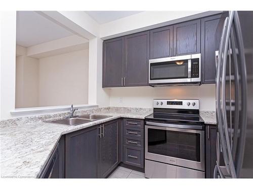 35 Jell Street, Guelph, ON - Indoor Photo Showing Kitchen With Double Sink