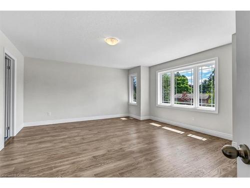 15 Roselawn Avenue, Ancaster, ON - Indoor Photo Showing Other Room