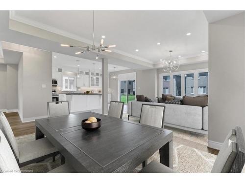 15 Roselawn Avenue, Ancaster, ON - Indoor Photo Showing Dining Room