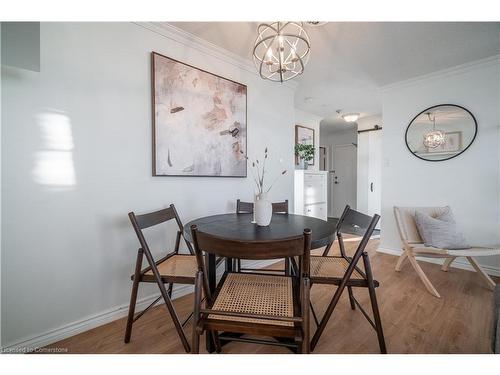 1208-75 King Street E, Mississauga, ON - Indoor Photo Showing Dining Room