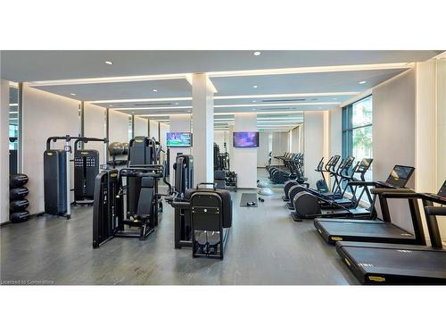 203-2060 Lakeshore Road, Burlington, ON - Indoor Photo Showing Gym Room