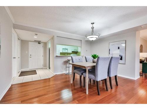 B406-216 Plains Road W, Burlington, ON - Indoor Photo Showing Dining Room