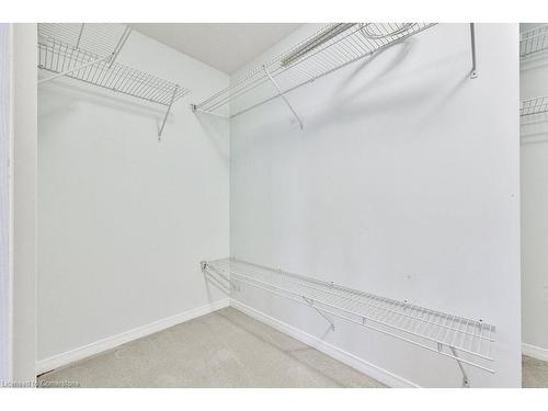 B406-216 Plains Road W, Burlington, ON - Indoor With Storage