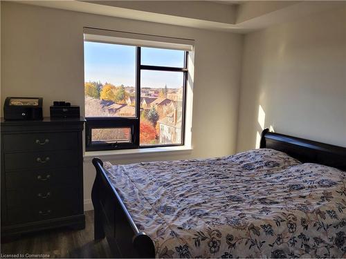 503-30 Hamilton Street S, Waterdown, ON - Indoor Photo Showing Bedroom