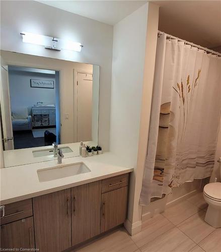 503-30 Hamilton Street S, Waterdown, ON - Indoor Photo Showing Bathroom