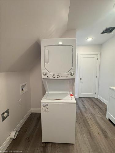 5-130 Wellington Street S, Hamilton, ON - Indoor Photo Showing Laundry Room