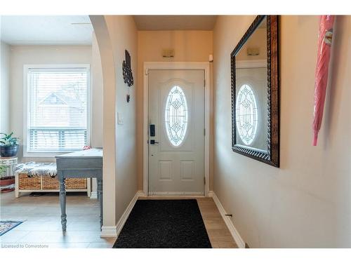 50 1/2 Clyde Street, Hamilton, ON - Indoor Photo Showing Other Room