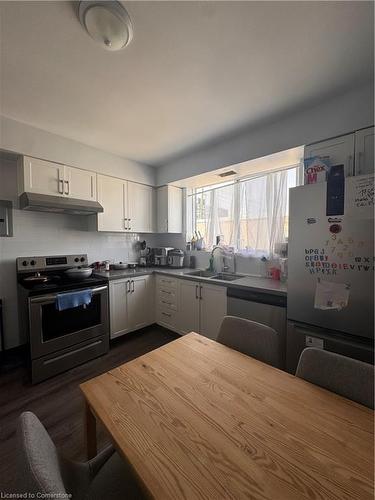 5-245 Mohawk Road E, Hamilton, ON - Indoor Photo Showing Kitchen