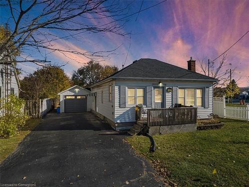 4407 Ontario Street, Lincoln, ON - Outdoor With Deck Patio Veranda