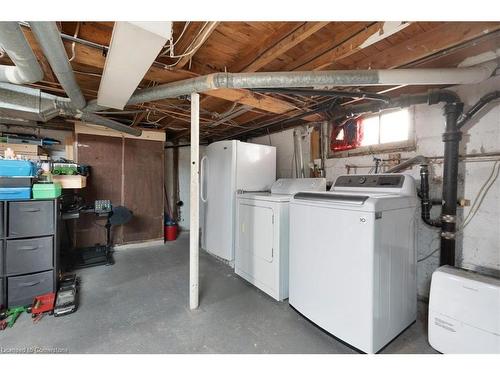 4407 Ontario Street, Lincoln, ON - Indoor Photo Showing Laundry Room