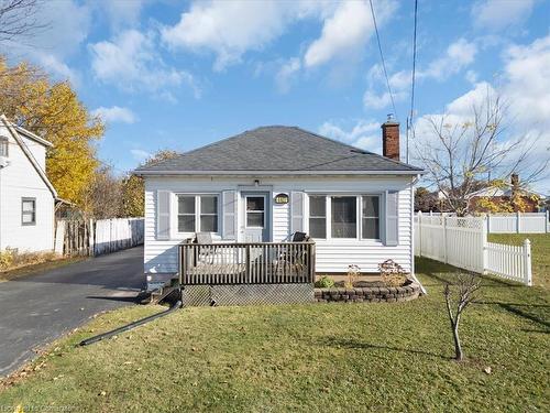 4407 Ontario Street, Lincoln, ON - Outdoor With Deck Patio Veranda