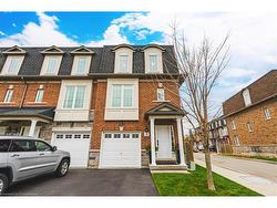 4-2220 Queensway Drive  Burlington, ON L7R 0E7