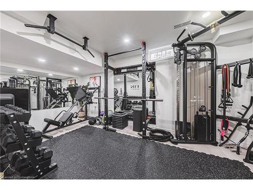 4-2220 Queensway Drive, Burlington, ON - Indoor Photo Showing Gym Room