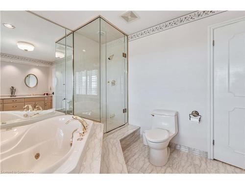 80 Margaret Avenue, Stoney Creek, ON - Indoor Photo Showing Bathroom