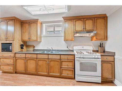 80 Margaret Avenue, Stoney Creek, ON - Indoor Photo Showing Kitchen With Double Sink