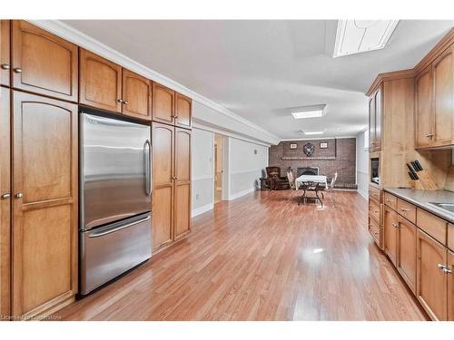 80 Margaret Avenue, Stoney Creek, ON - Indoor Photo Showing Kitchen