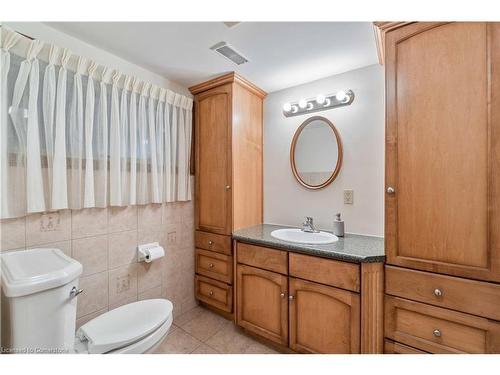 80 Margaret Avenue, Stoney Creek, ON - Indoor Photo Showing Bathroom