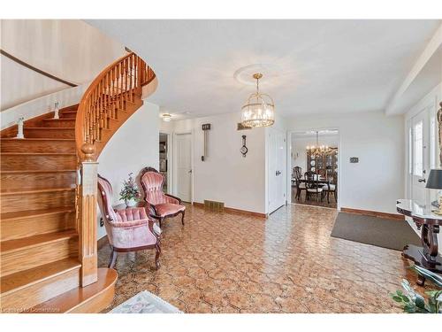 80 Margaret Avenue, Stoney Creek, ON - Indoor Photo Showing Other Room