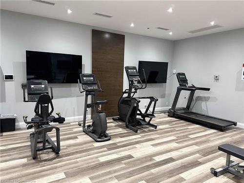 329-1 Redfern Avenue, Hamilton, ON - Indoor Photo Showing Gym Room