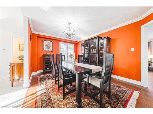 52-1150 Skyview Drive, Burlington, ON - Indoor Photo Showing Dining Room