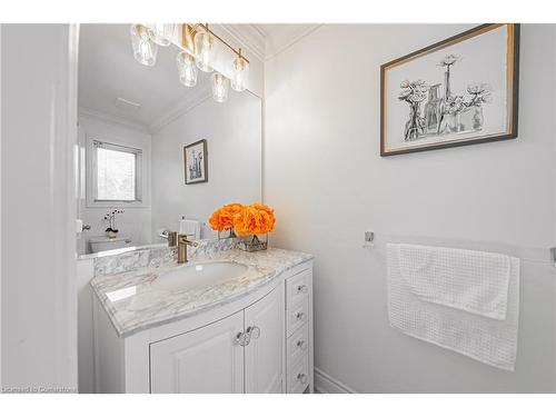 52-1150 Skyview Drive, Burlington, ON - Indoor Photo Showing Bathroom