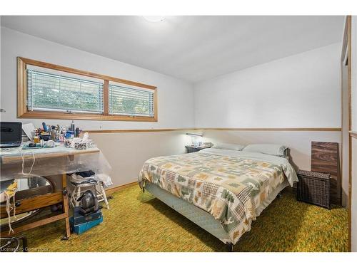 4 Edinburgh Drive, St. Catharines, ON - Indoor Photo Showing Bedroom