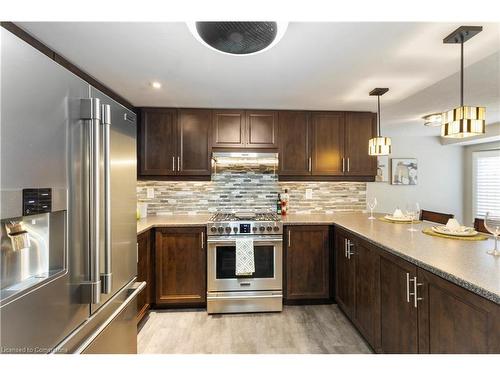 11 Waterford Crescent, Stoney Creek, ON - Indoor Photo Showing Kitchen With Stainless Steel Kitchen With Double Sink