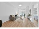 801-470 Dundas Street E, Waterdown, ON  - Indoor Photo Showing Living Room 