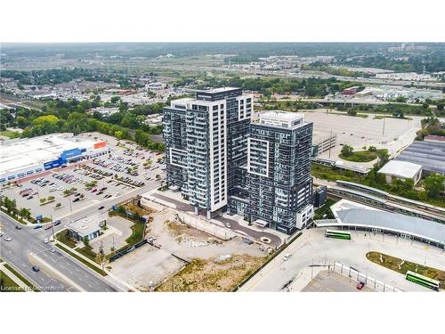 1808-2087 Fairview Street, Burlington, ON - Outdoor With View