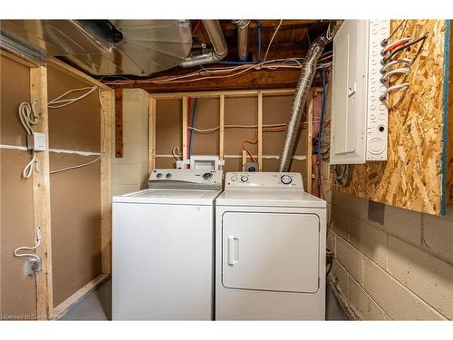 85 Walter Avenue N, Hamilton, ON - Indoor Photo Showing Laundry Room