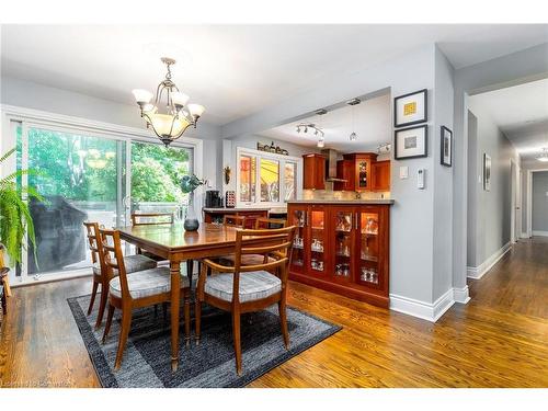 129 Parkview Drive, Ancaster, ON - Indoor Photo Showing Dining Room