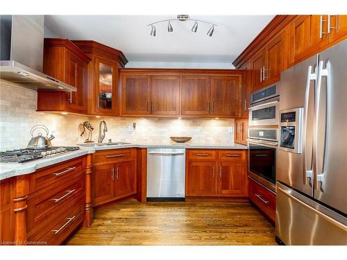 129 Parkview Drive, Ancaster, ON - Indoor Photo Showing Kitchen With Stainless Steel Kitchen