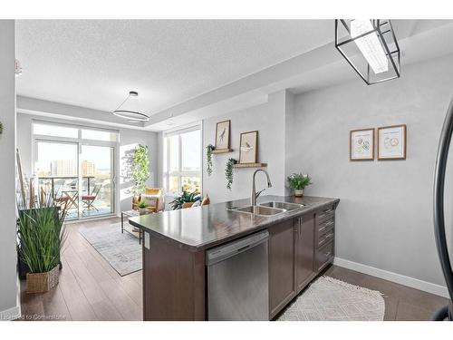 511-125 Shoreview Place, Stoney Creek, ON - Indoor Photo Showing Kitchen With Double Sink