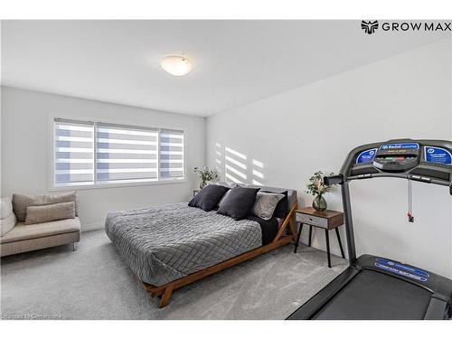 112 Freedom Crescent, Hamilton, ON - Indoor Photo Showing Bedroom