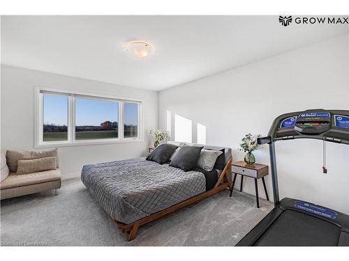 112 Freedom Crescent, Hamilton, ON - Indoor Photo Showing Bedroom