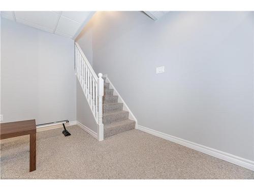 39 Coolspring Crescent, Bolton, ON - Indoor Photo Showing Other Room