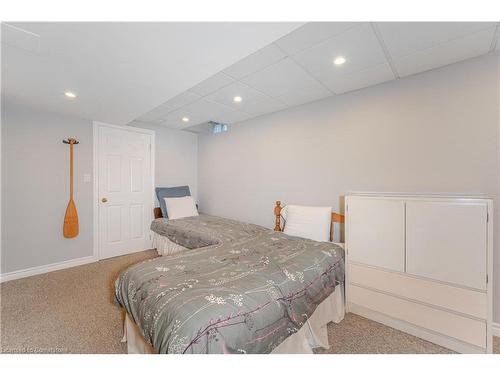 39 Coolspring Crescent, Bolton, ON - Indoor Photo Showing Bedroom