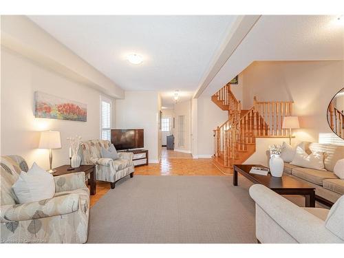 39 Coolspring Crescent, Bolton, ON - Indoor Photo Showing Living Room