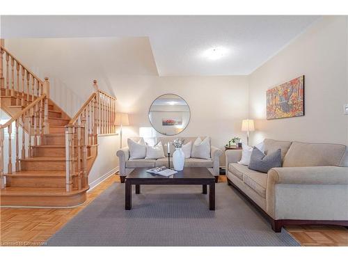 39 Coolspring Crescent, Bolton, ON - Indoor Photo Showing Living Room