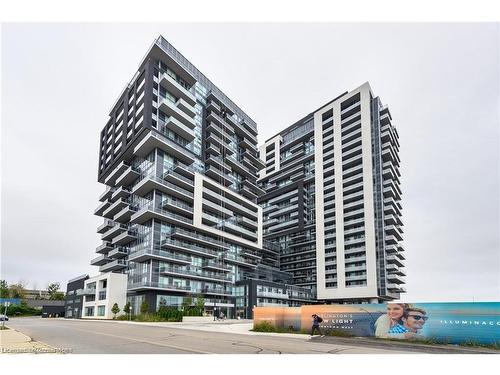 1808-2087 Fairview Street, Burlington, ON - Outdoor With Balcony With Facade