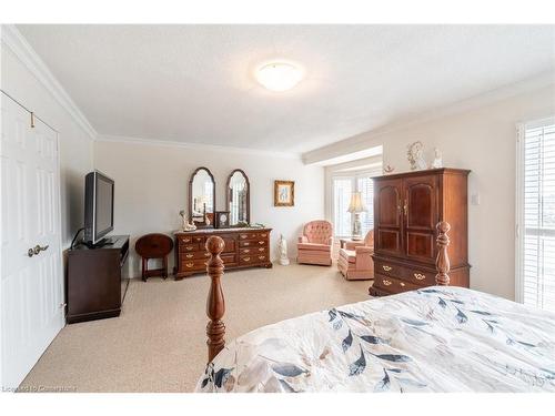 67 Sunvale Place, Stoney Creek, ON - Indoor Photo Showing Bedroom