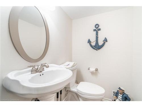 67 Sunvale Place, Stoney Creek, ON - Indoor Photo Showing Bathroom