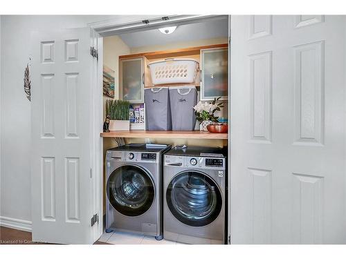 250 Fall Fair Way, Hamilton, ON - Indoor Photo Showing Laundry Room